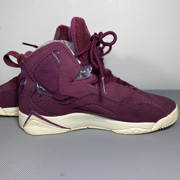 Nike Air Jordan True Flight BG Bordeaux Basketball Shoes 343795-625 Size 4.5 Y - Picture 4 of 6